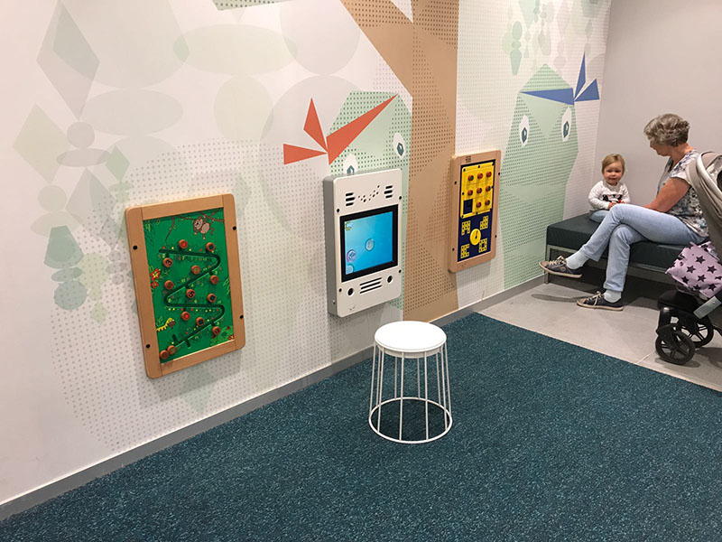 IKC speelhoek voor kinderen in kledingwinkel Houtbrox in Veghel IKC speelhoek voor kinderen in kledingwinkel Houtbrox in Veghel